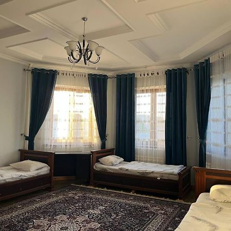 Tomaris Hotel Nukus Ngoại thất bức ảnh