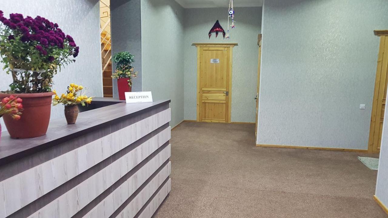 Tomaris Hotel Nukus Ngoại thất bức ảnh