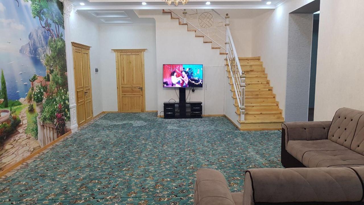 Tomaris Hotel Nukus Ngoại thất bức ảnh